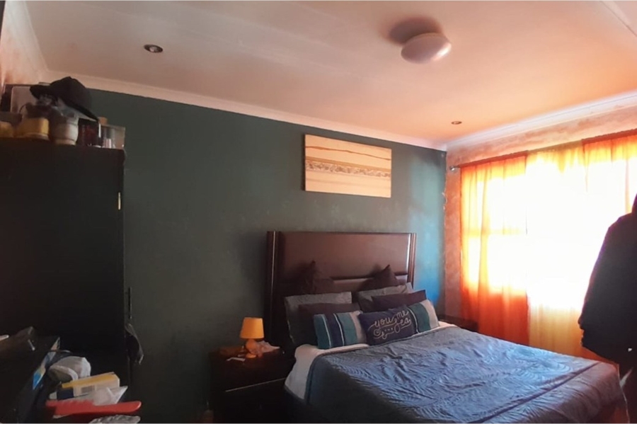 2 Bedroom Property for Sale in Wesfleur Western Cape